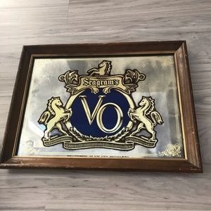 🔻🔻🔻sale Vintage Seagram’s VO Canadian Whiskey bar/ lounge mirror